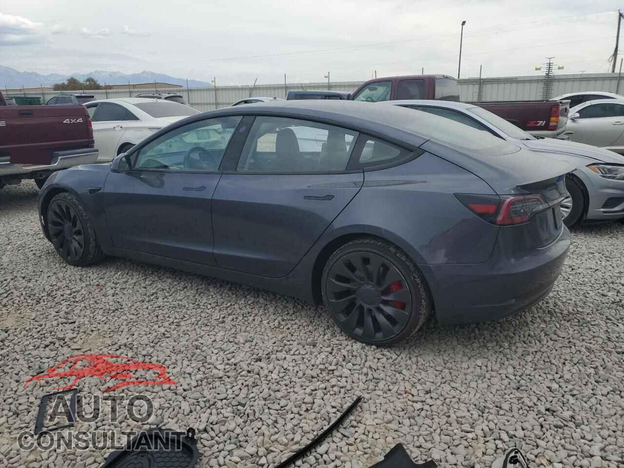 TESLA MODEL 3 2023 - 5YJ3E1EC2PF627897