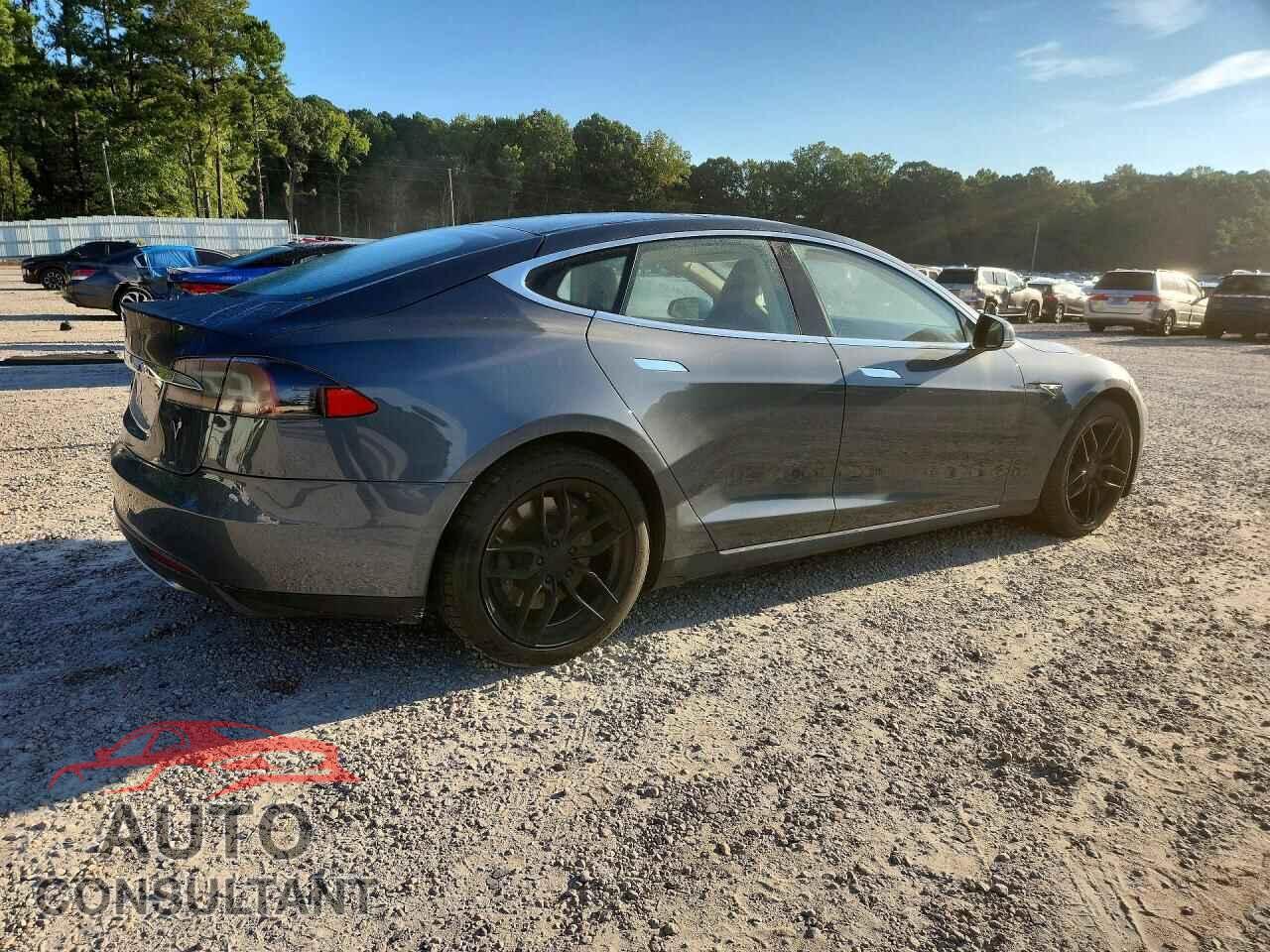 TESLA MODEL S 2013 - 5YJSA1BG7DFP03771