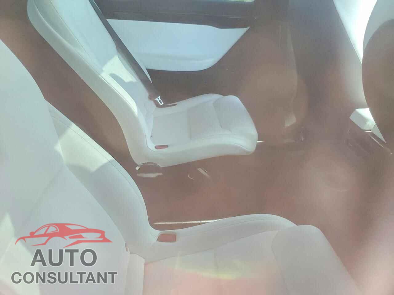 TESLA MODEL X 2021 - 5YJXCBE25MF311474
