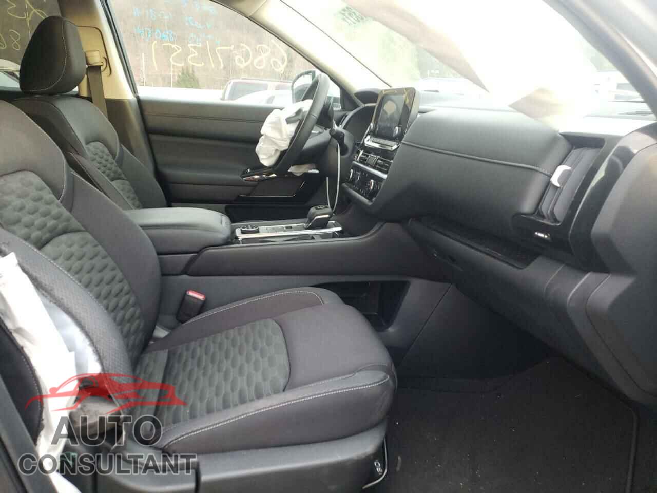 NISSAN PATHFINDER 2022 - 5N1DR3BC6NC210703