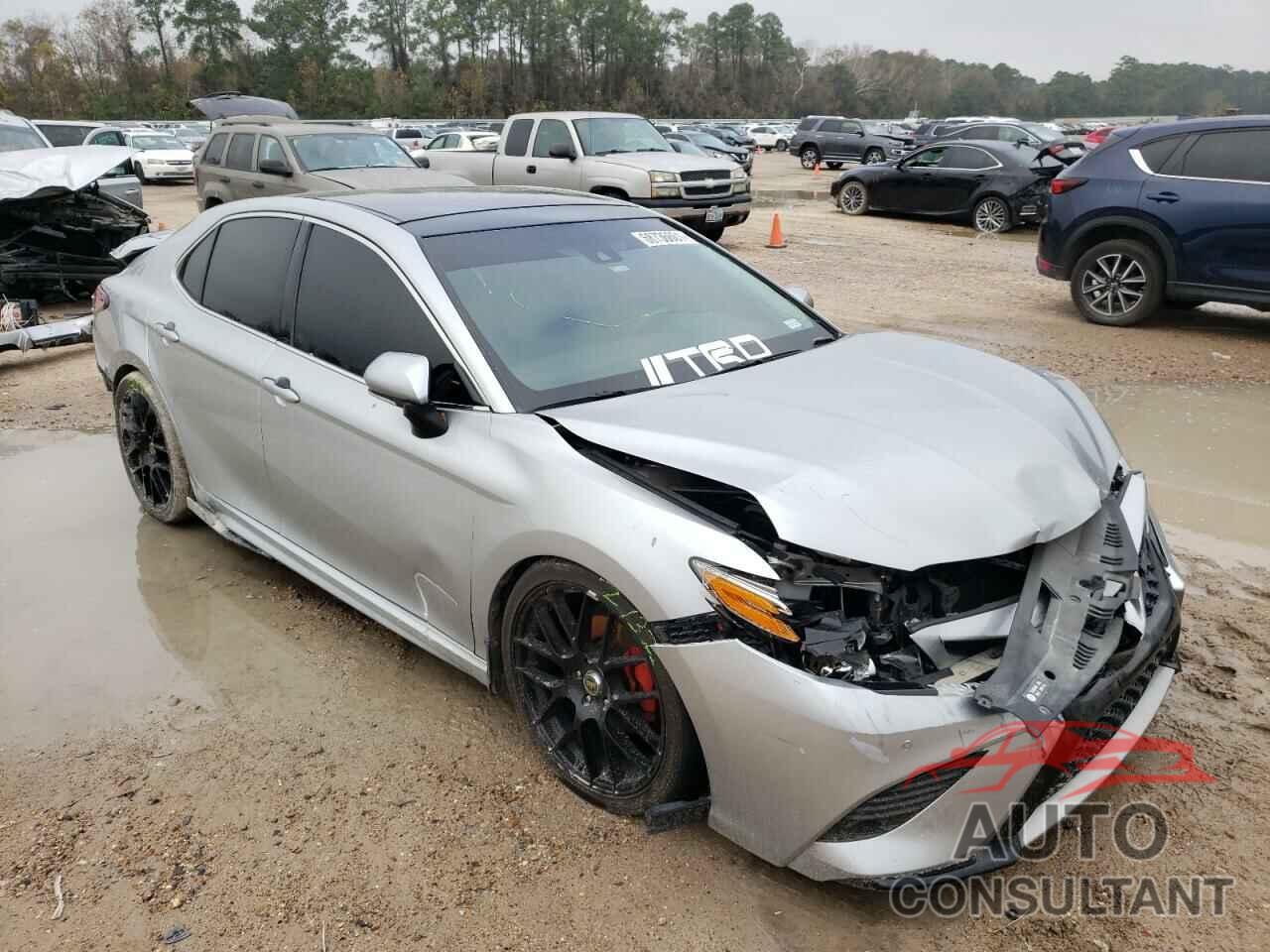 TOYOTA CAMRY 2018 - 4T1B61HK6JU028667