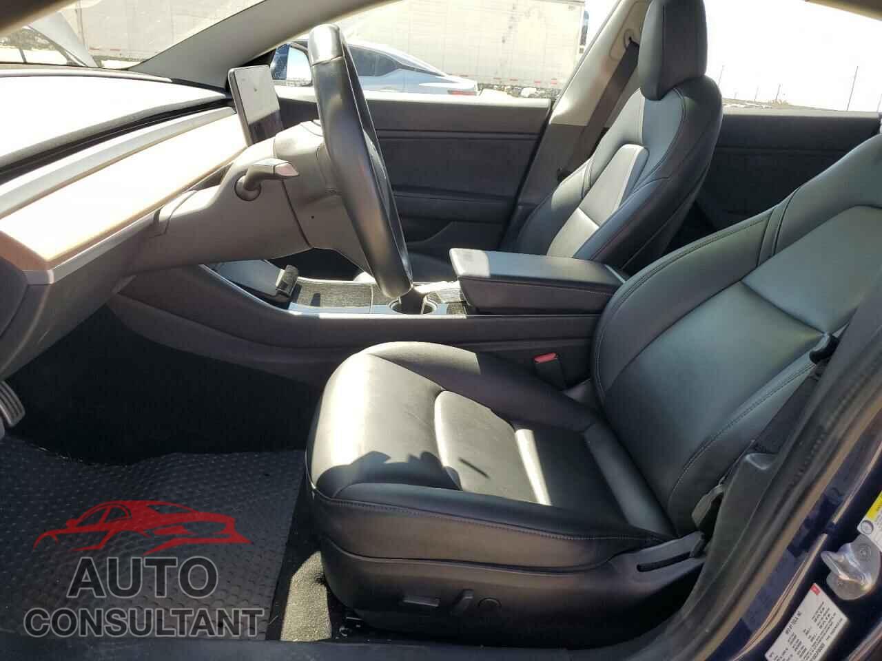 TESLA MODEL 3 2018 - 5YJ3E1EB2JF083920