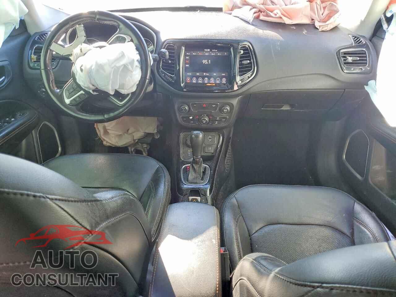 JEEP COMPASS 2020 - 3C4NJDCB1LT116841