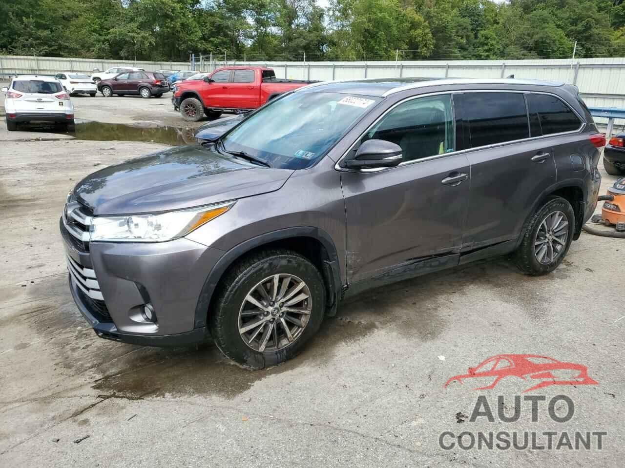 TOYOTA HIGHLANDER 2019 - 5TDJZRFH3KS576998