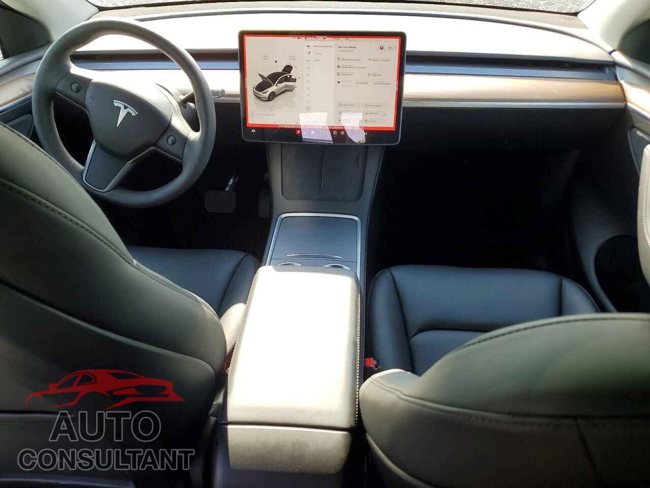 TESLA MODEL Y 2024 - 7SAYGDEE2RF161588