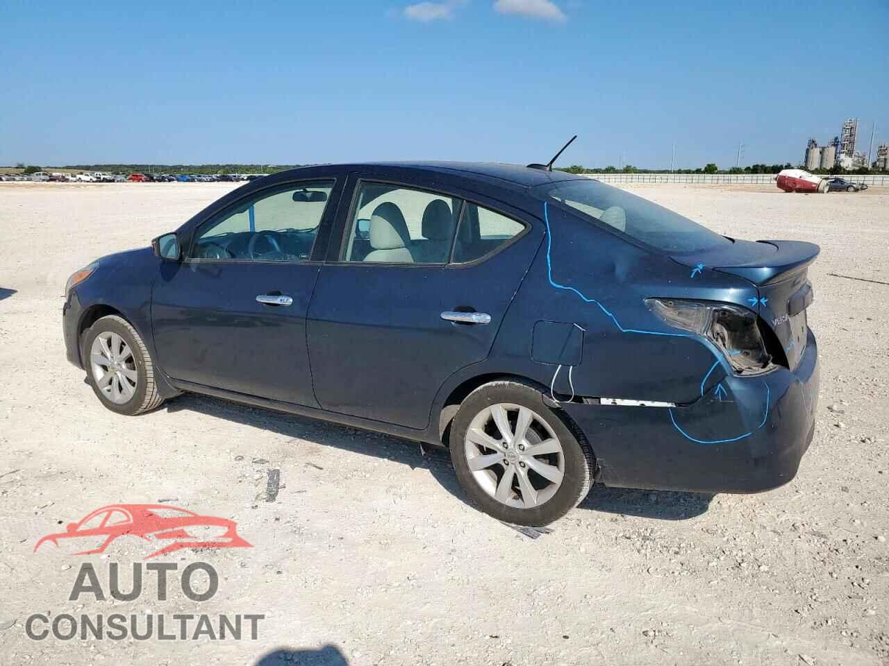 NISSAN VERSA 2017 - 3N1CN7AP4HL807688