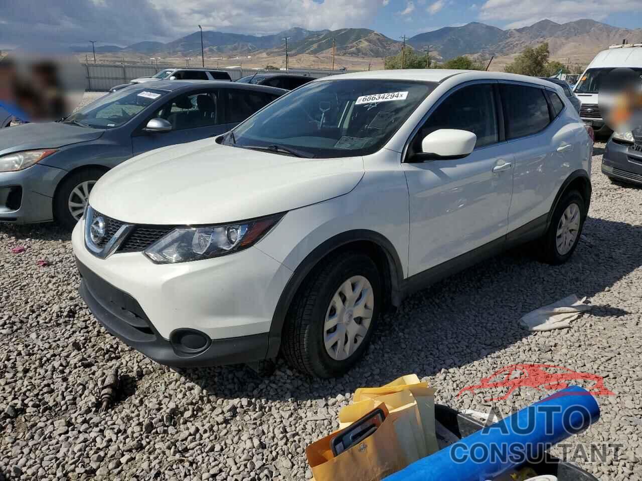 NISSAN ROGUE 2017 - JN1BJ1CR0HW102206