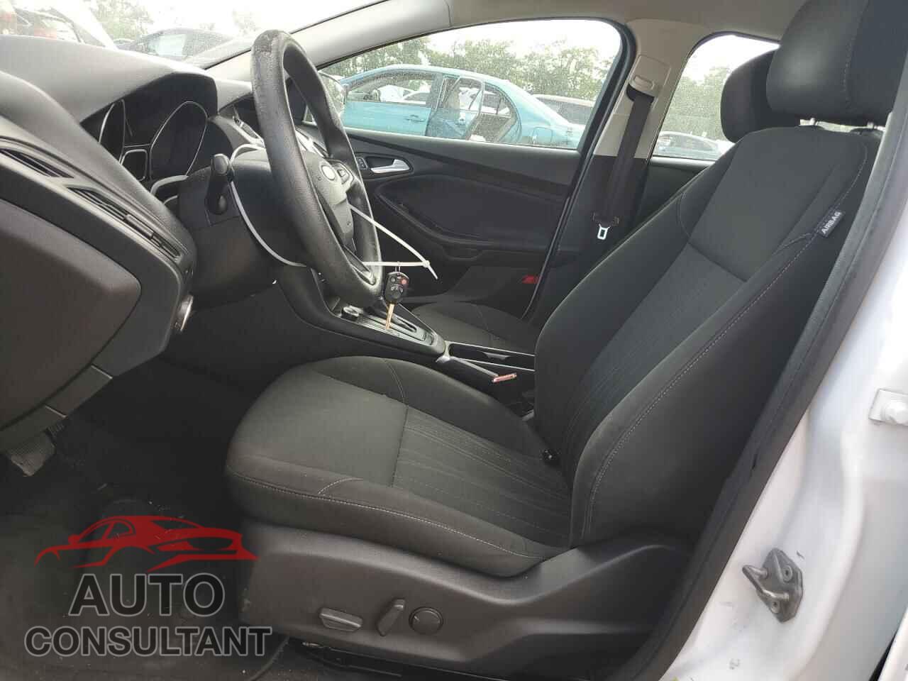 FORD FOCUS 2016 - 1FADP3K24GL227459