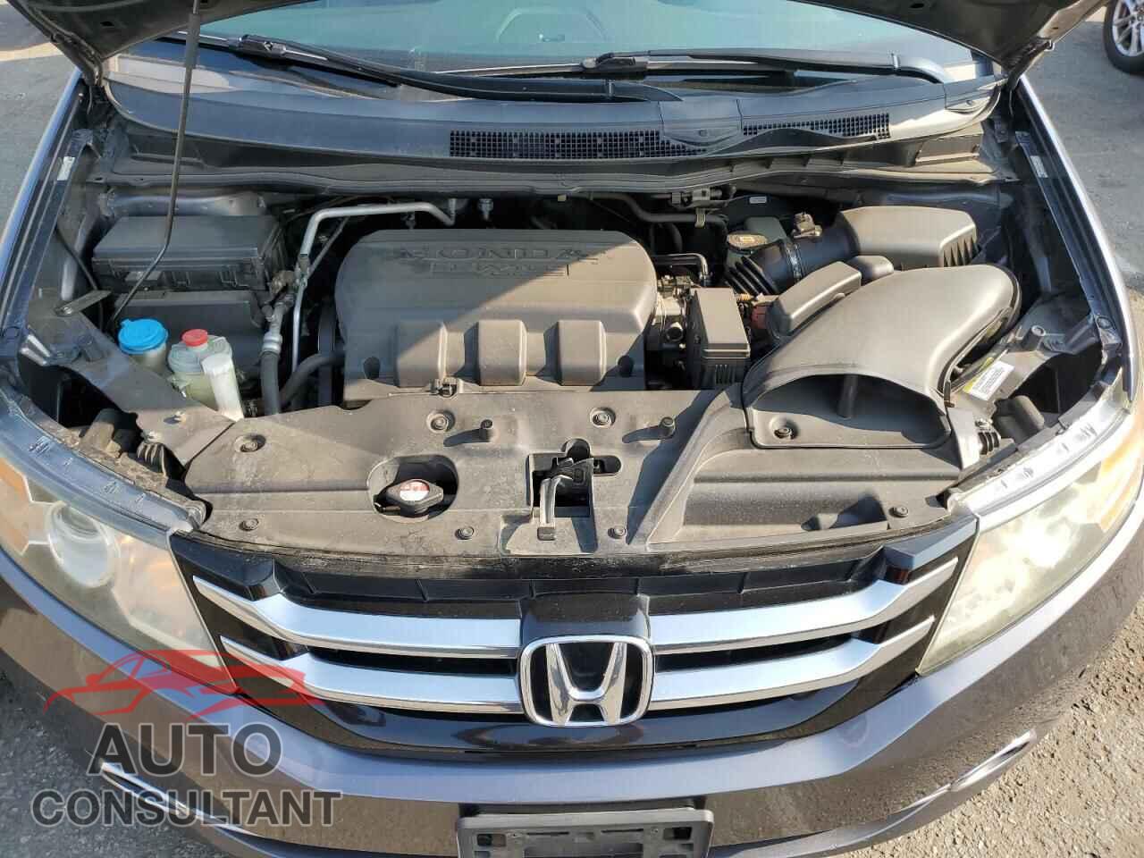 HONDA ODYSSEY 2017 - 5FNRL5H9XHB004455