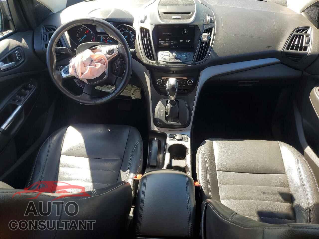 FORD ESCAPE 2014 - 1FMCU9G95EUD64243