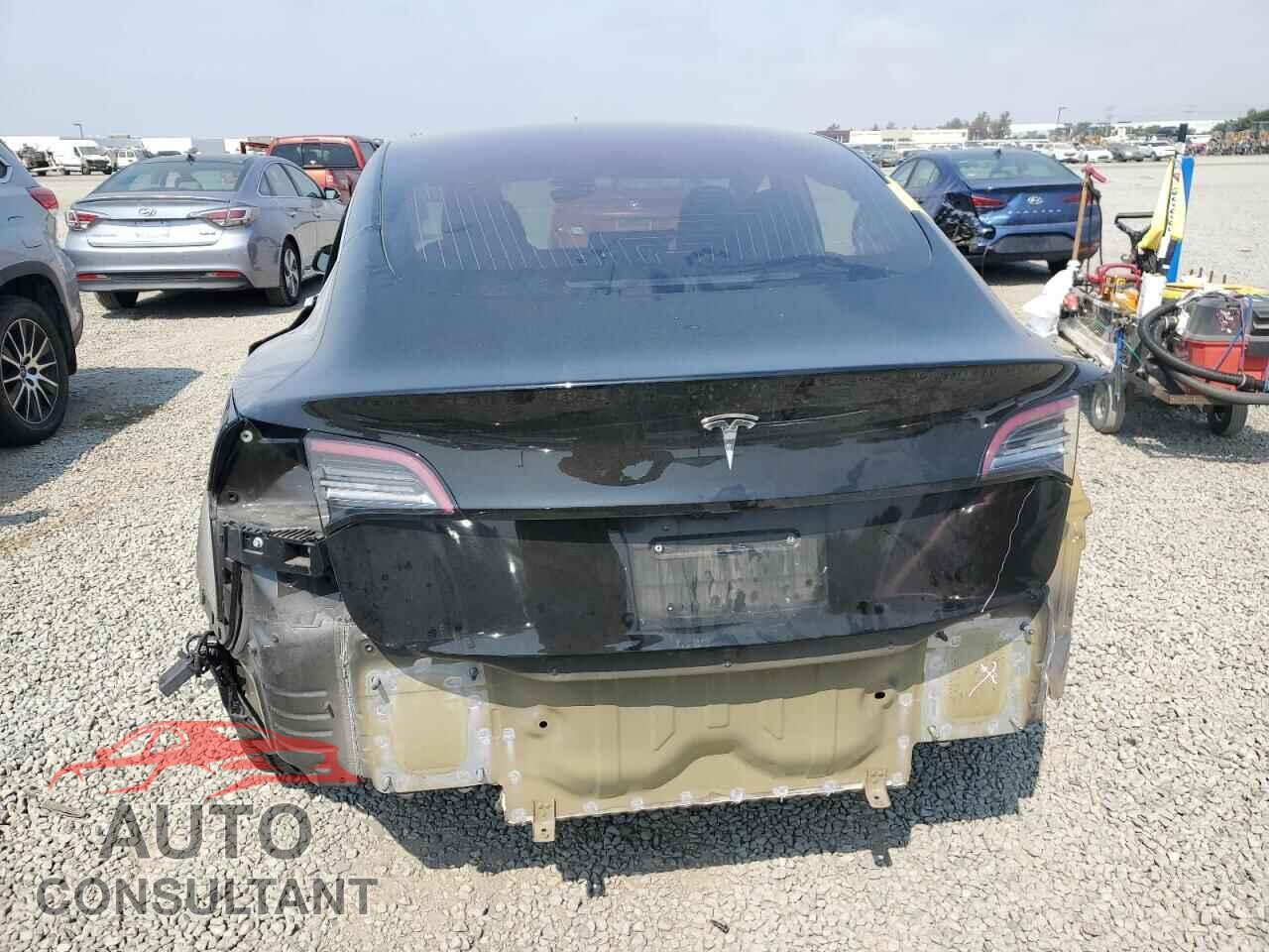 TESLA MODEL 3 2018 - 5YJ3E1EA8JF046801