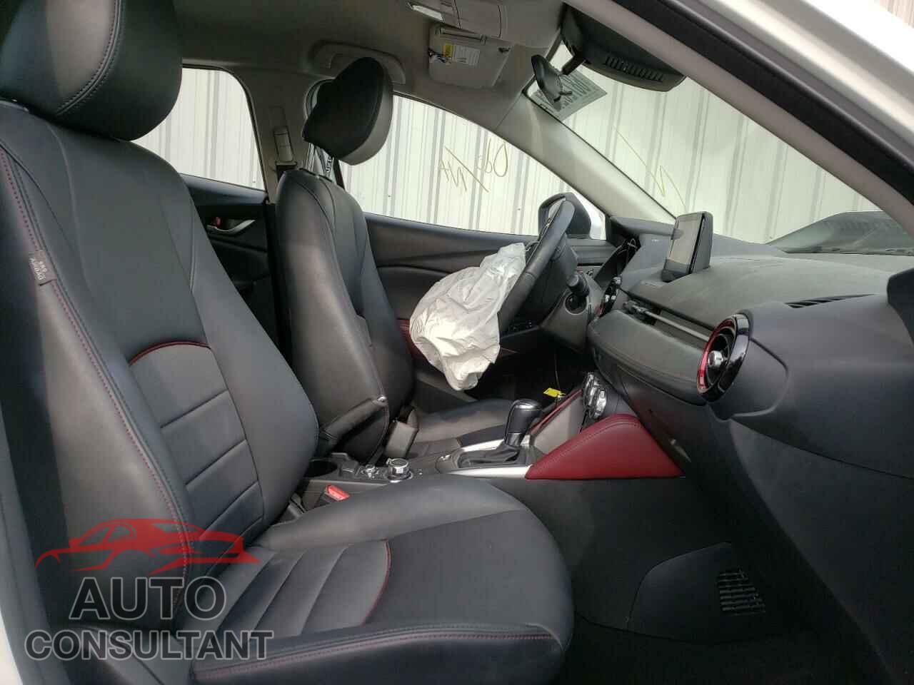 MAZDA CX-3 2018 - JM1DKDC74J1324785