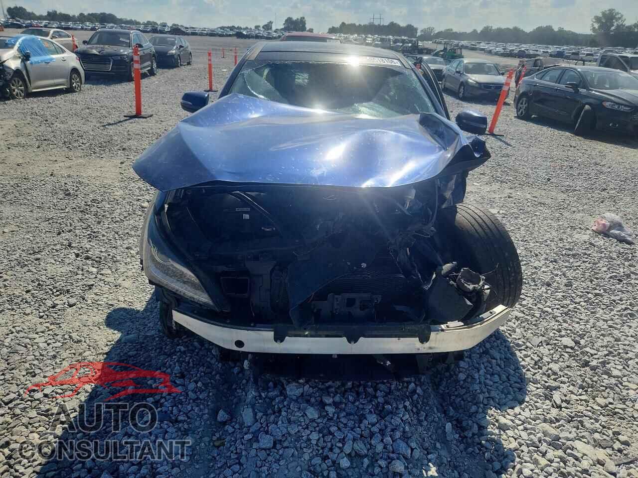 HYUNDAI GENESIS 2016 - KMHGN4JE9GU142492