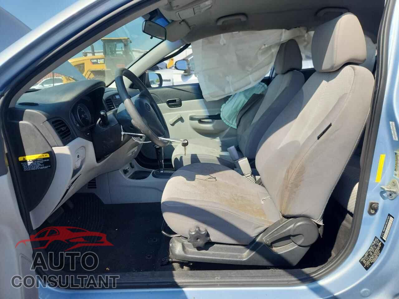 HYUNDAI ACCENT 2011 - KMHCM3AC9BU207523