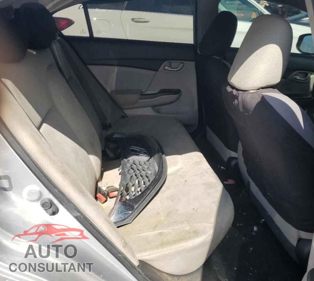 HONDA CIVIC 2013 - 2HGFB2F53DH582035