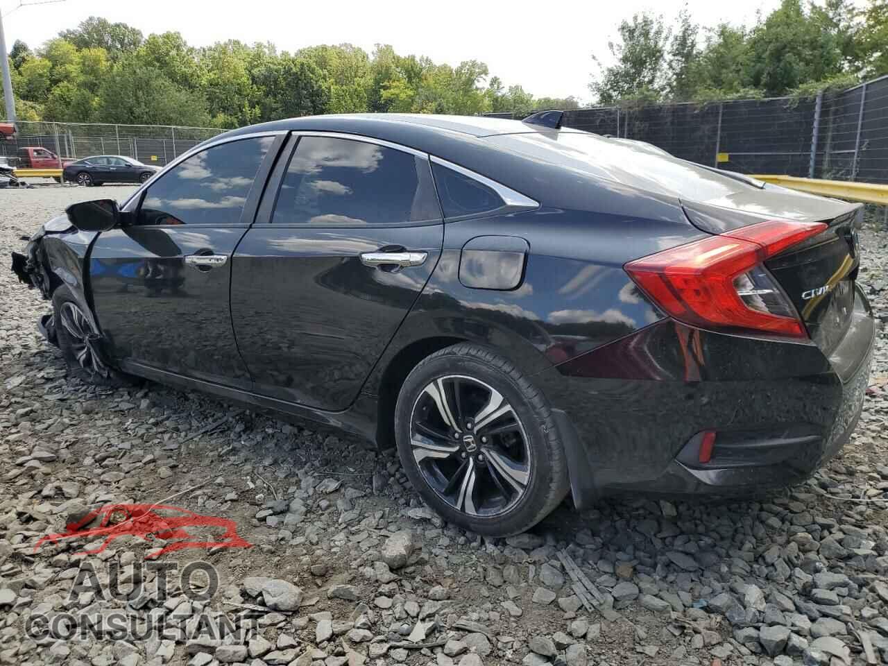 HONDA CIVIC 2018 - JHMFC1F95JX043902