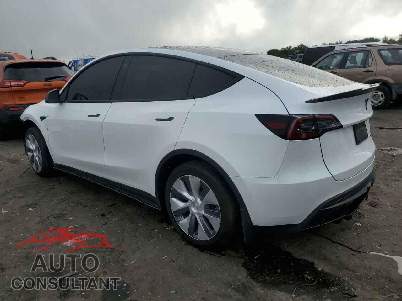 TESLA MODEL Y 2023 - 7SAYGDEE0PA079529