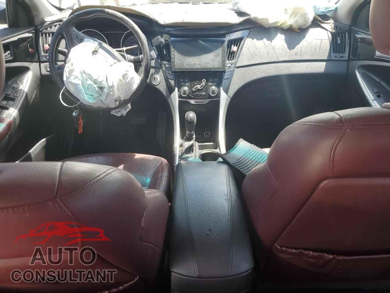 HYUNDAI SONATA 2011 - 5NPEC4AC1BH042891