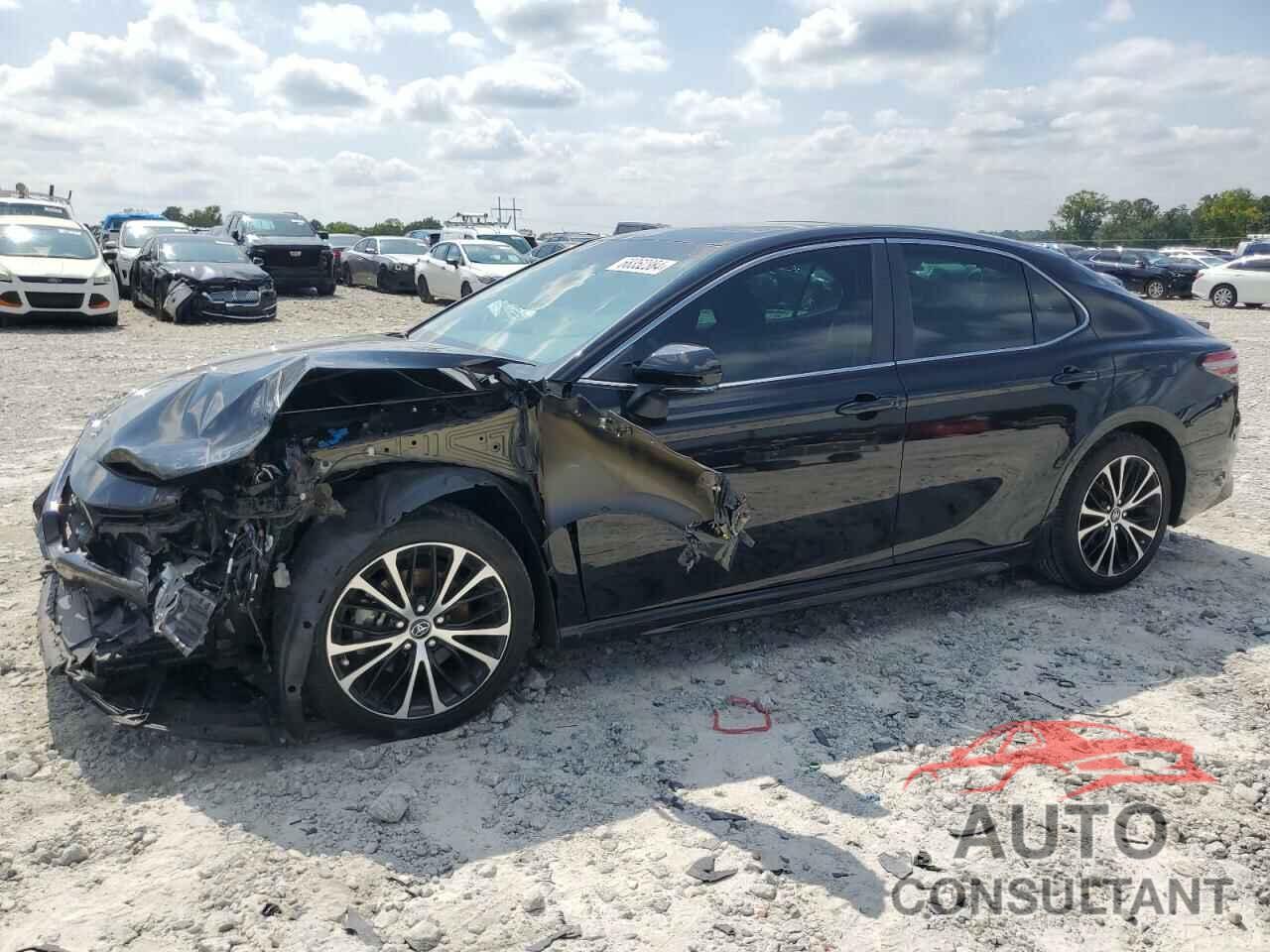 TOYOTA CAMRY 2018 - 4T1B11HK9JU066327