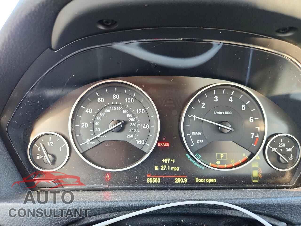BMW 3 SERIES 2015 - WBA3A5C57FF609524