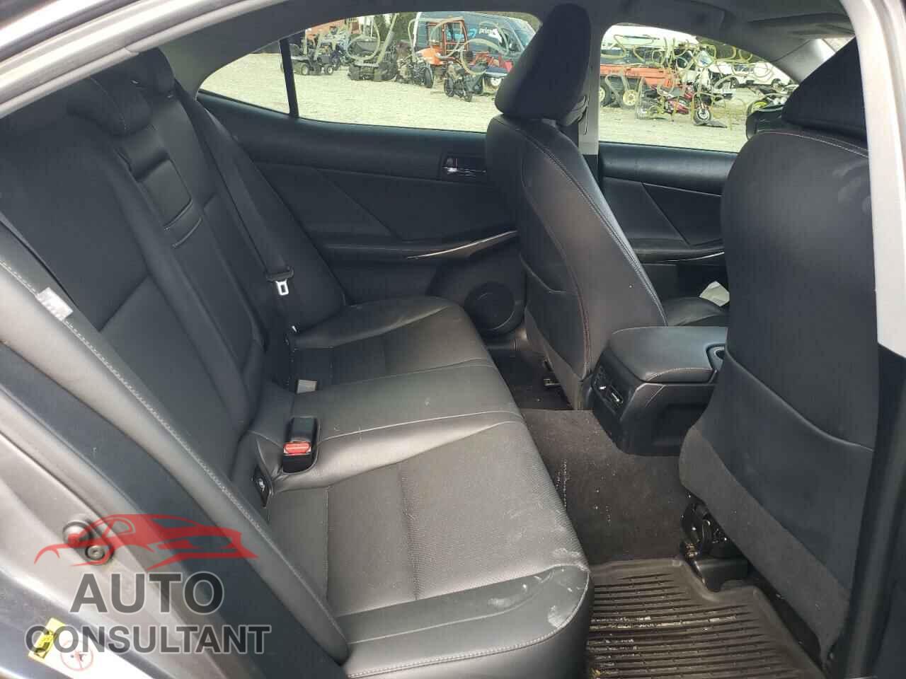 LEXUS IS 2015 - JTHCF1D25F5022034