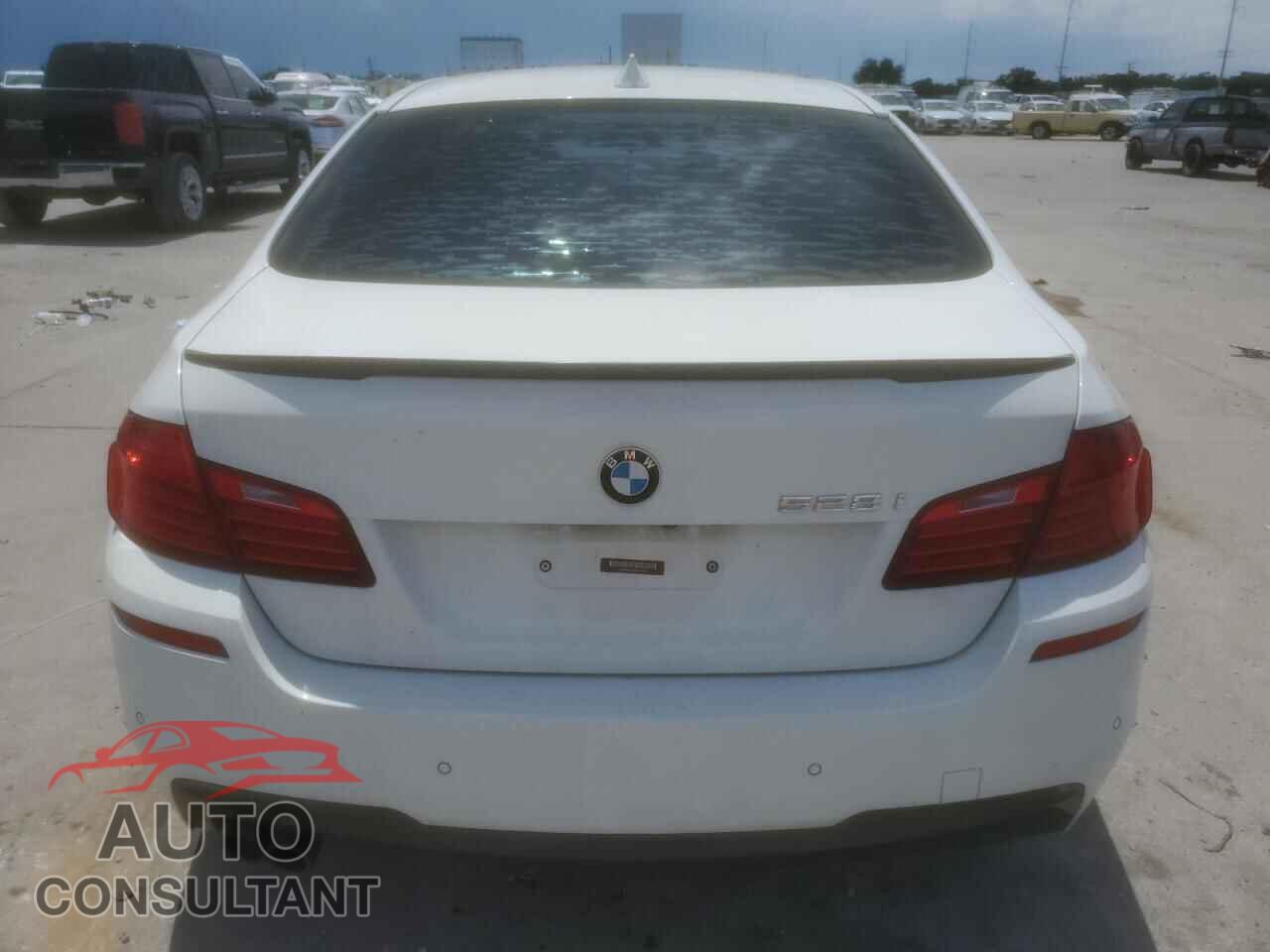 BMW 5 SERIES 2014 - WBA5A5C54ED511277