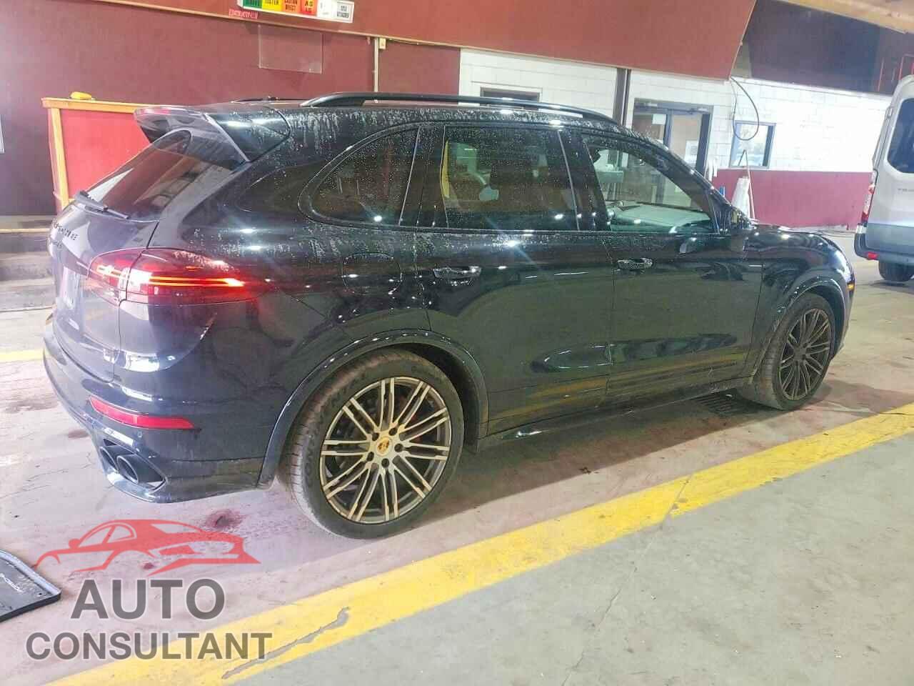 PORSCHE CAYENNE 2016 - WP1AD2A26GLA76561