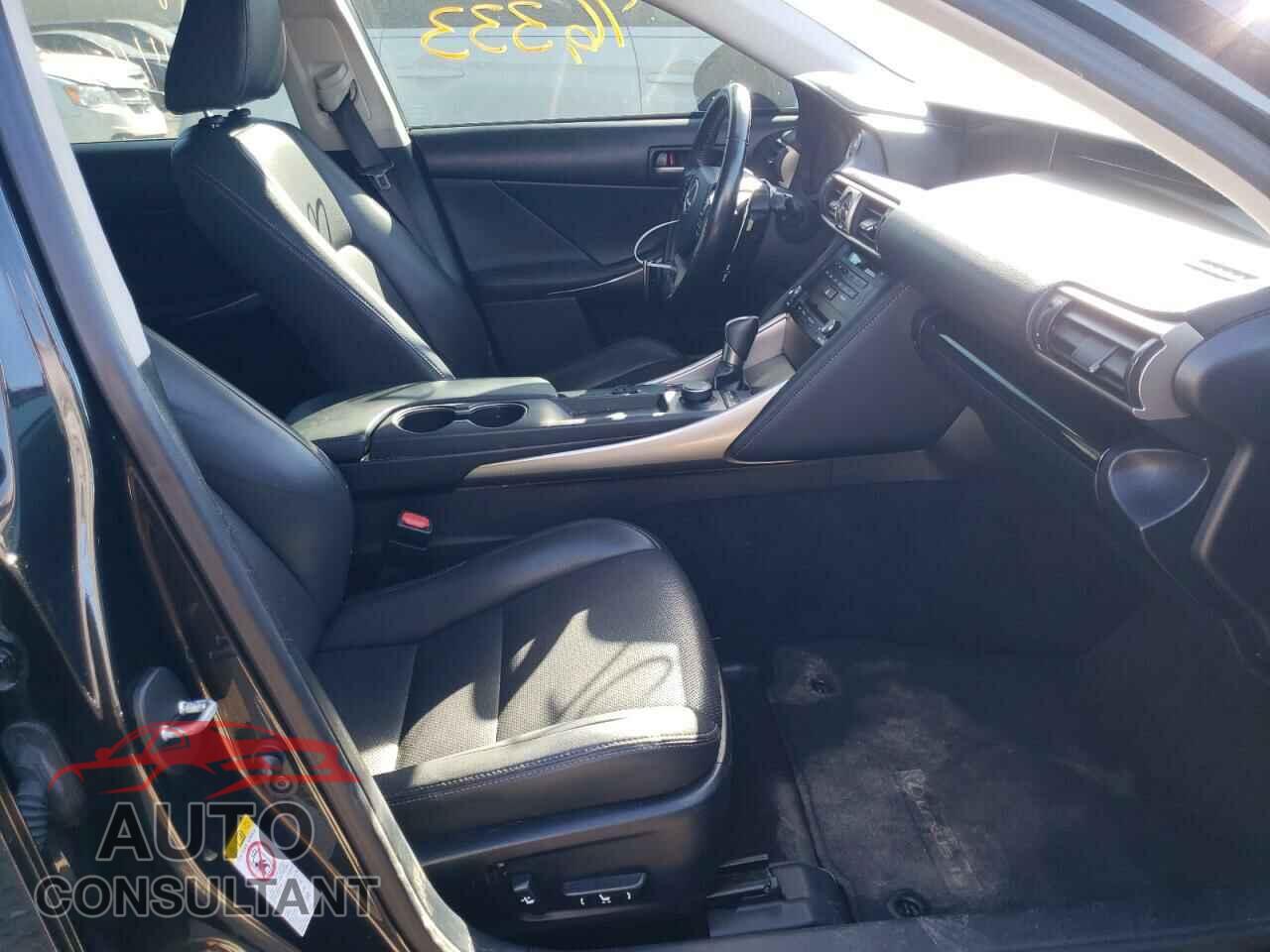LEXUS IS 2017 - JTHBA1D23H5045227