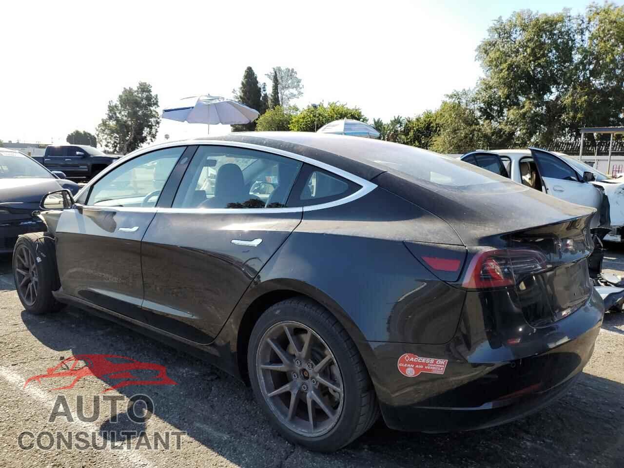 TESLA MODEL 3 2018 - 5YJ3E1EA9JF040604