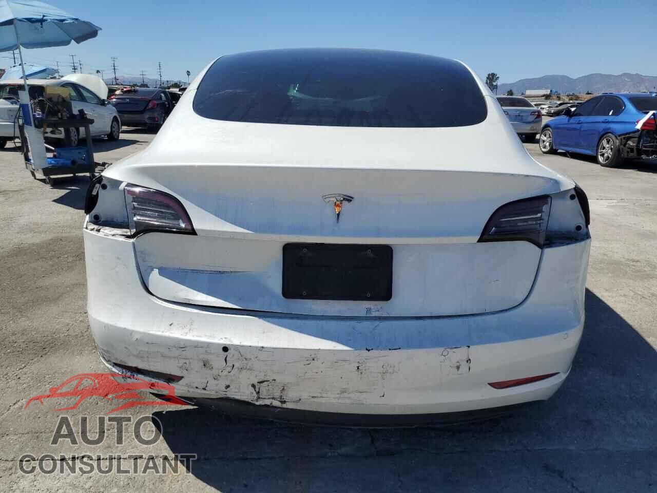 TESLA MODEL 3 2021 - 5YJ3E1EA8MF067233