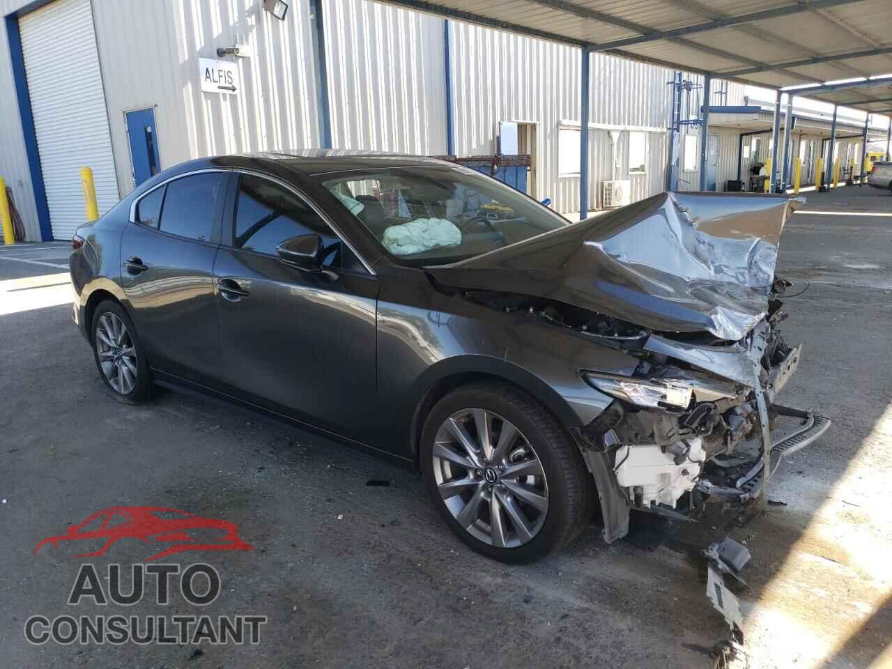 MAZDA 3 2021 - JM1BPACL8M1326404