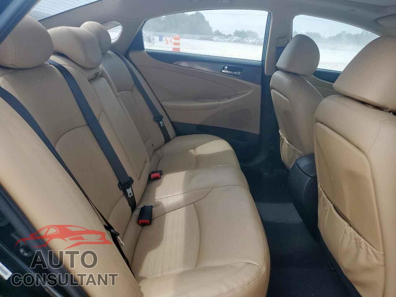 HYUNDAI SONATA 2014 - KMHEC4A40EA103891