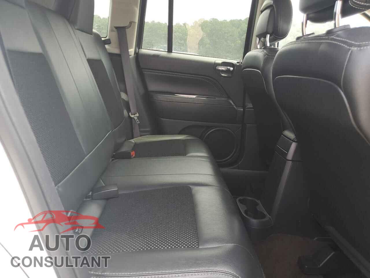 JEEP COMPASS 2016 - 1C4NJCEB2GD651387