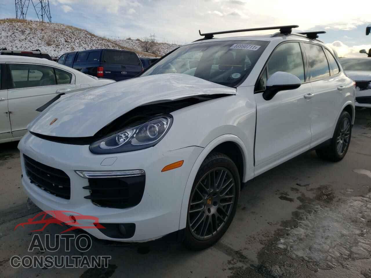 PORSCHE CAYENNE 2017 - WP1AA2A21HKA82574