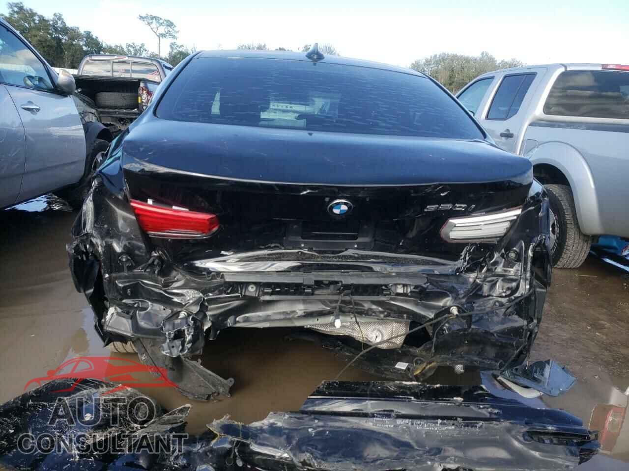 BMW 3 SERIES 2016 - WBA8E1G52GNU11017