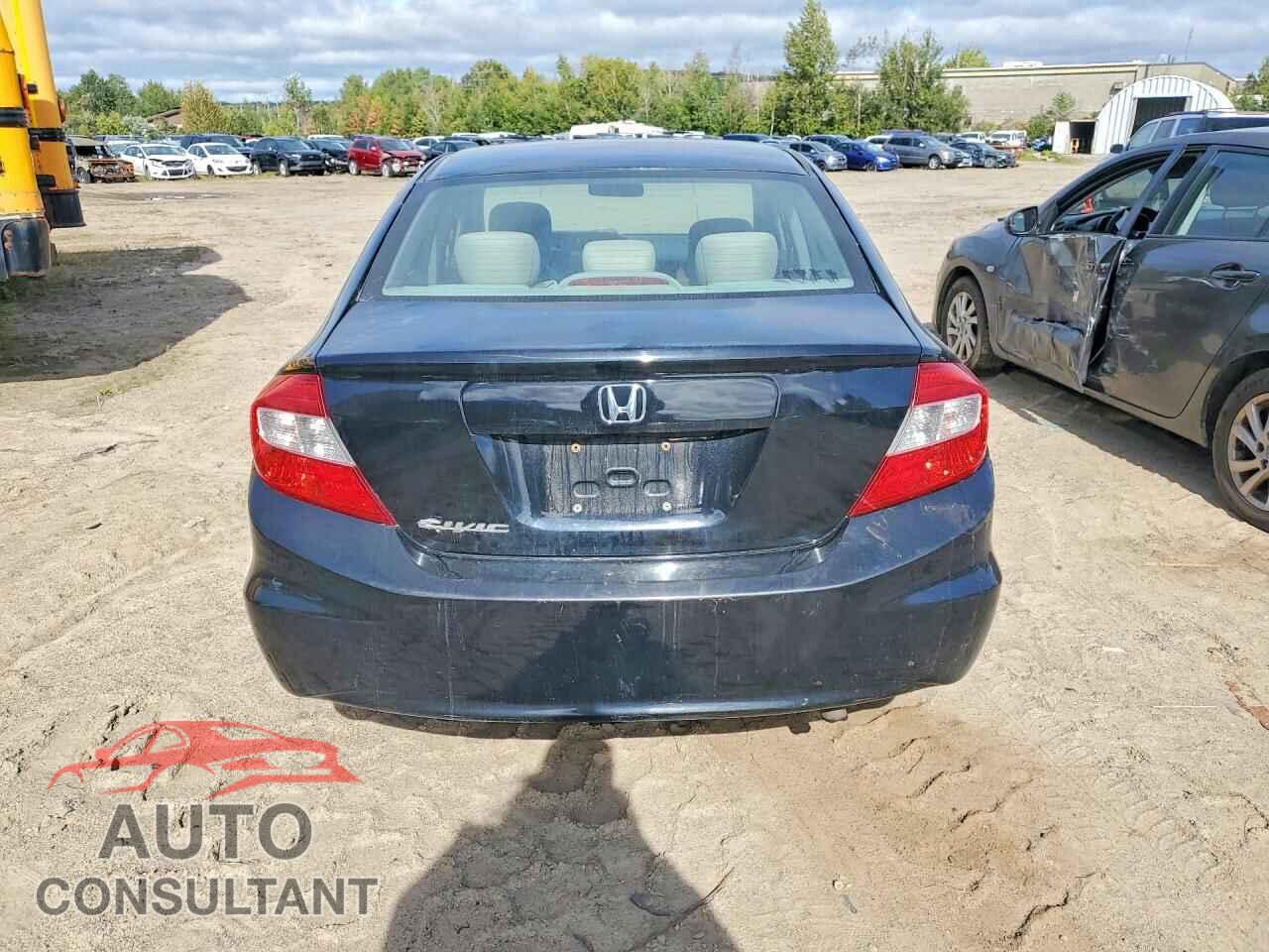 HONDA CIVIC 2012 - 2HGFB2F46CH052681