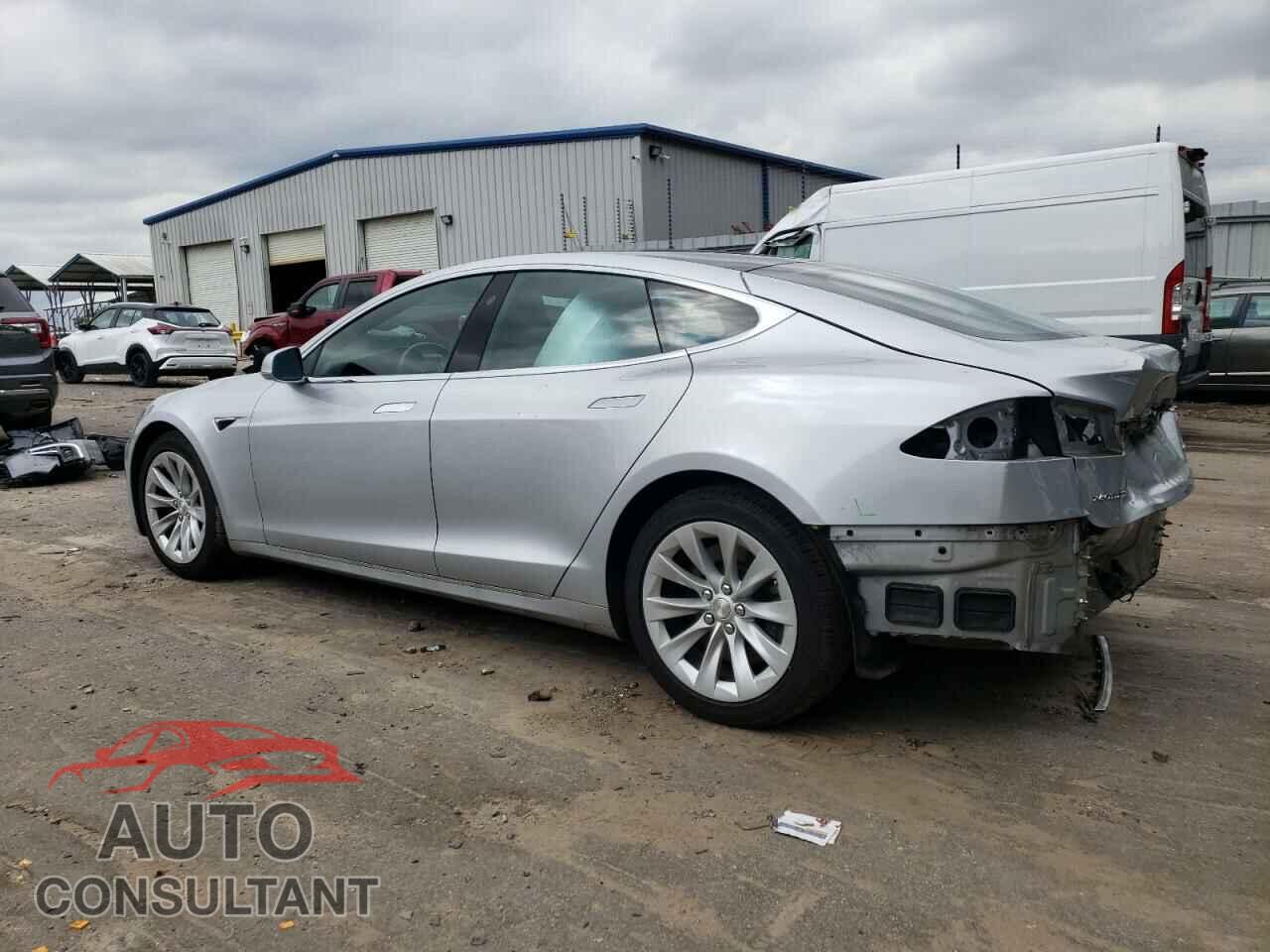 TESLA MODEL S 2017 - 5YJSA1E24HF192381