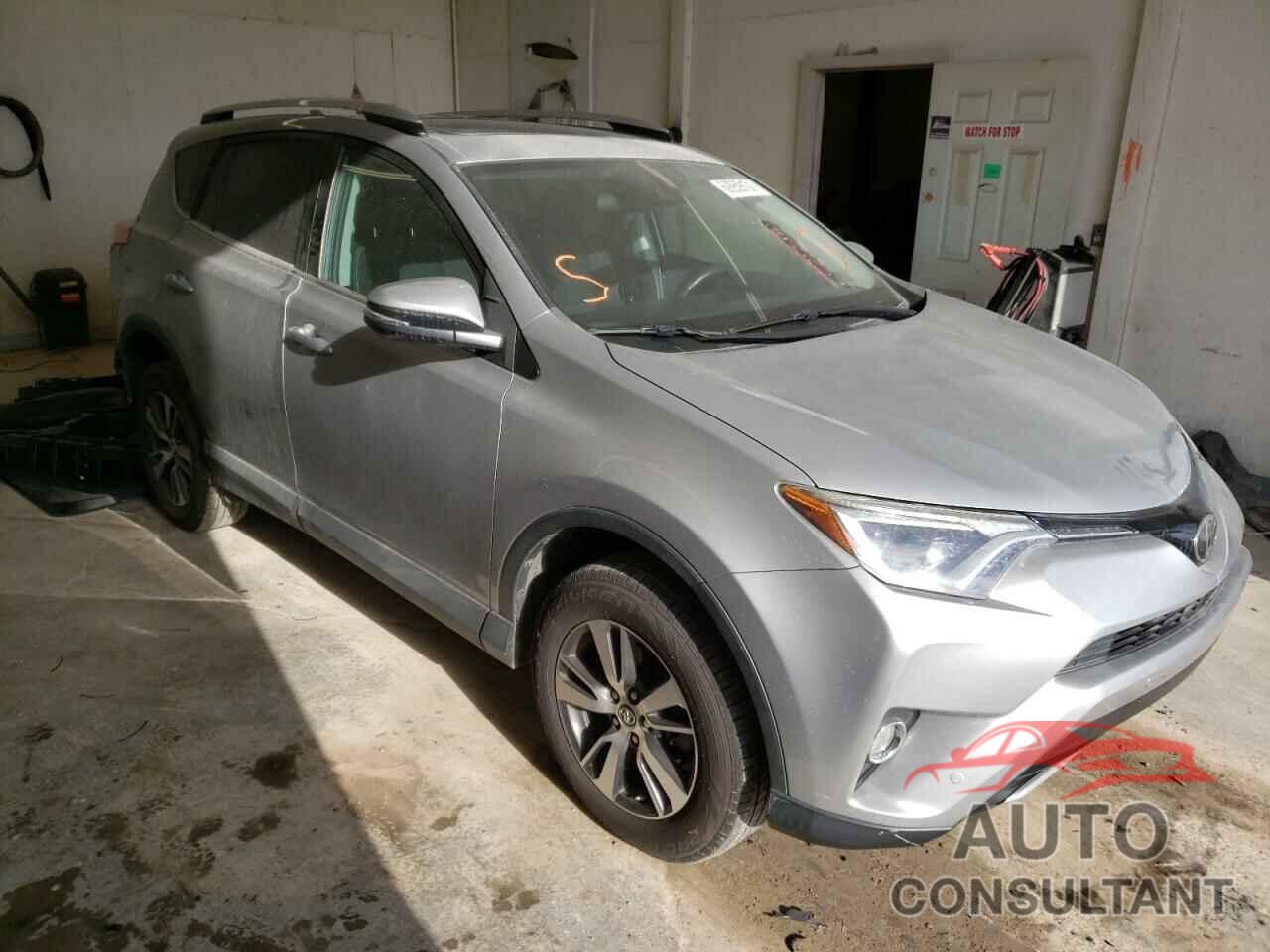 TOYOTA RAV4 2016 - 2T3RFREV5GW498295