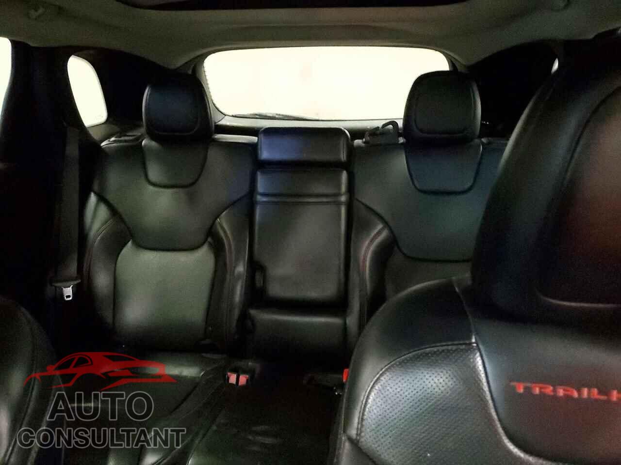JEEP CHEROKEE 2019 - 1C4PJMBX1KD256754