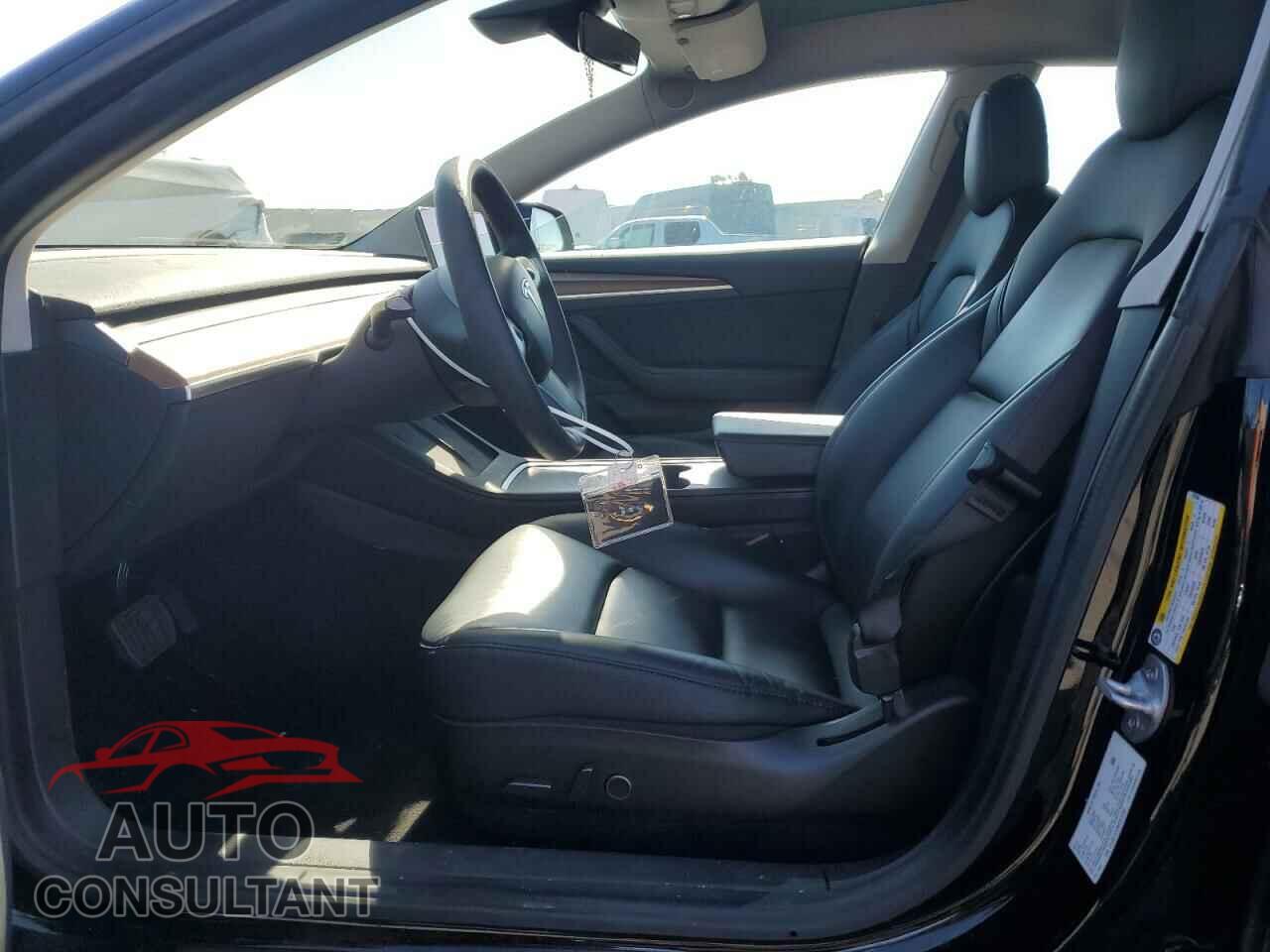 TESLA MODEL 3 2021 - 5YJ3E1EA9MF070366