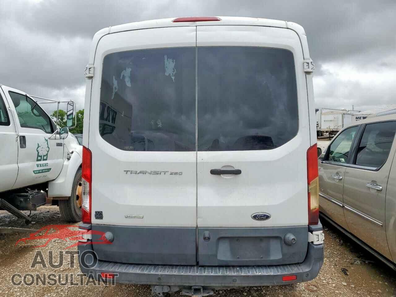 FORD TRANSIT 2016 - 1FTYR2DG5GKB47182
