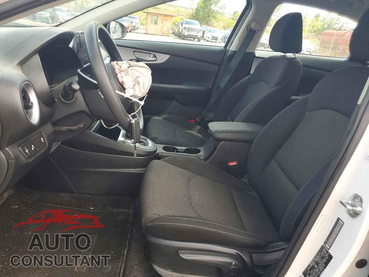KIA FORTE 2024 - 3KPF24AD1RE830178