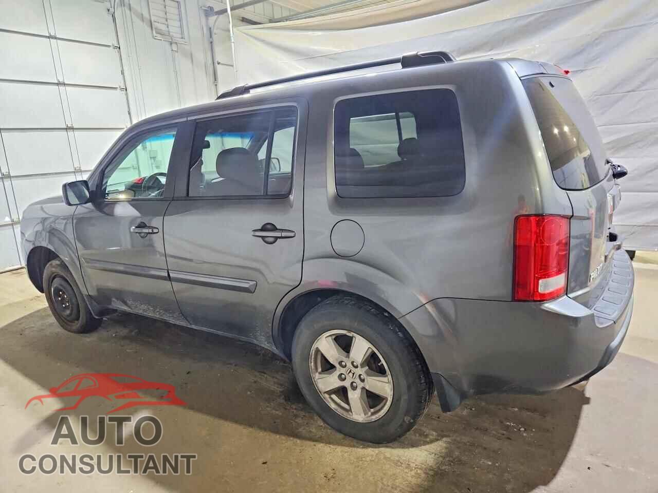 HONDA PILOT 2011 - 5FNYF4H62BB071755