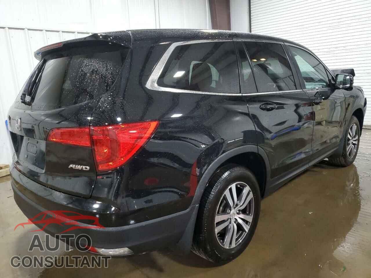 HONDA PILOT 2017 - 5FNYF6H55HB096659