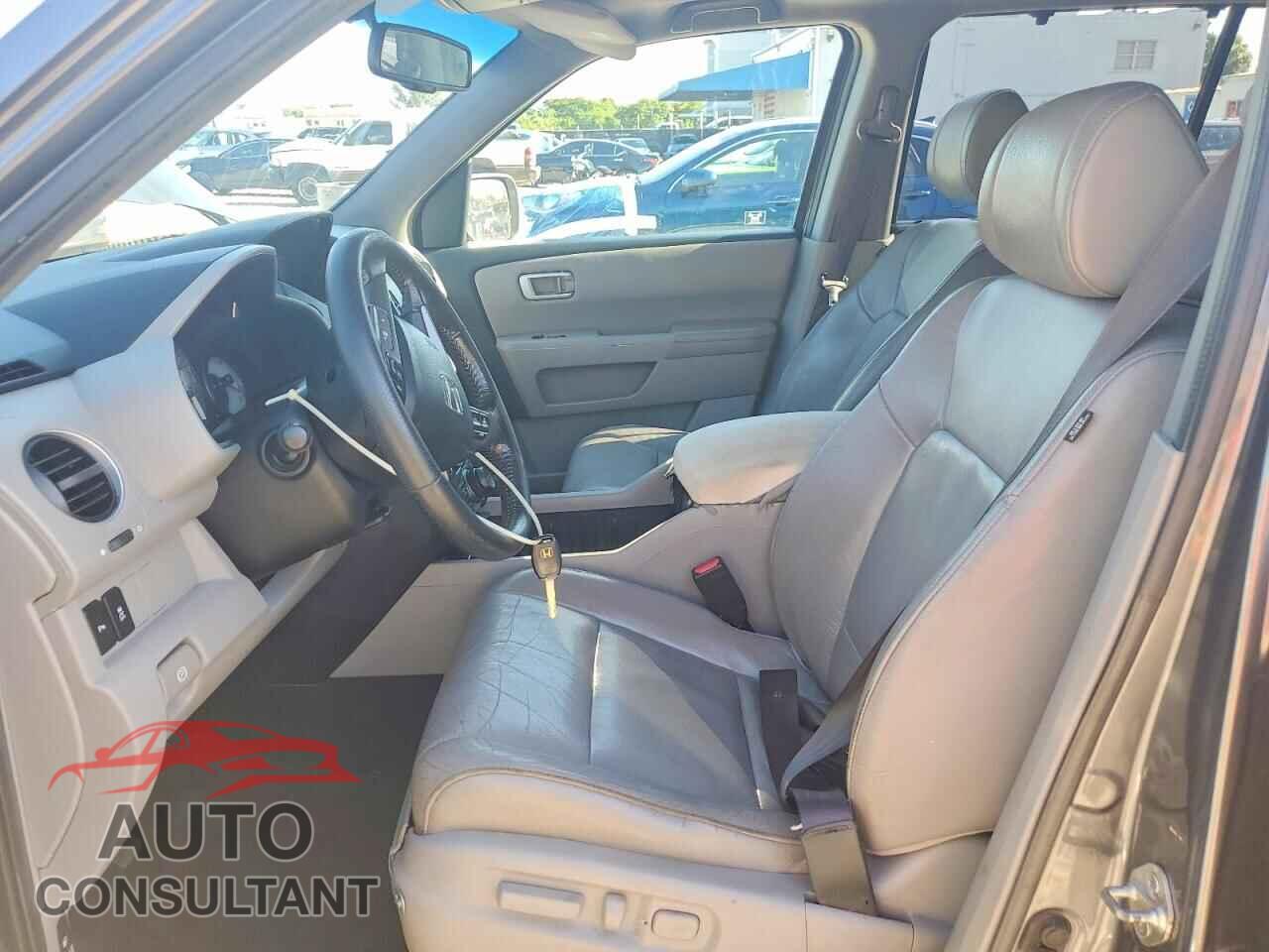 HONDA PILOT 2012 - 5FNYF3H99CB021814