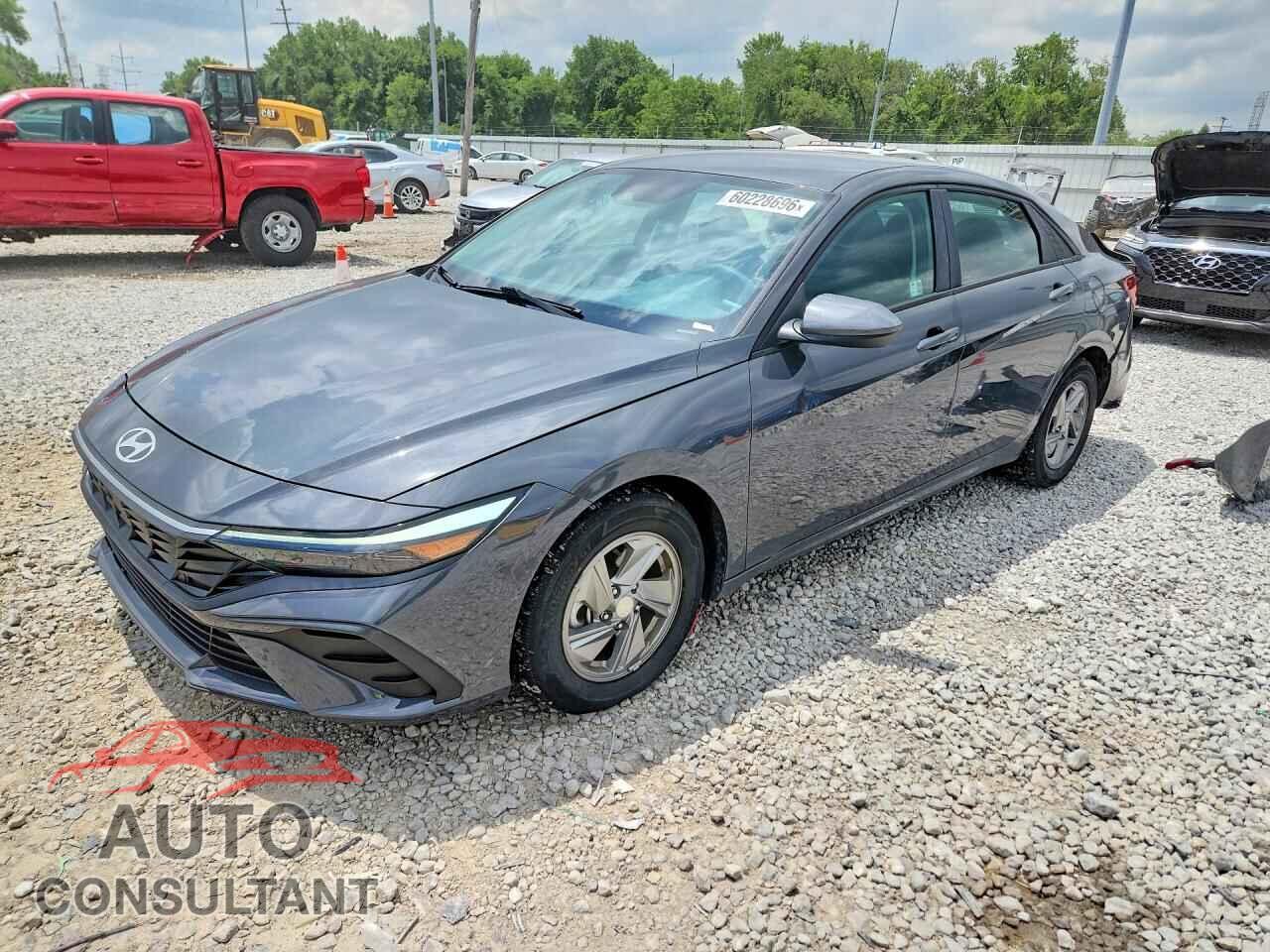 HYUNDAI ELANTRA 2024 - KMHLL4DG2RU741996