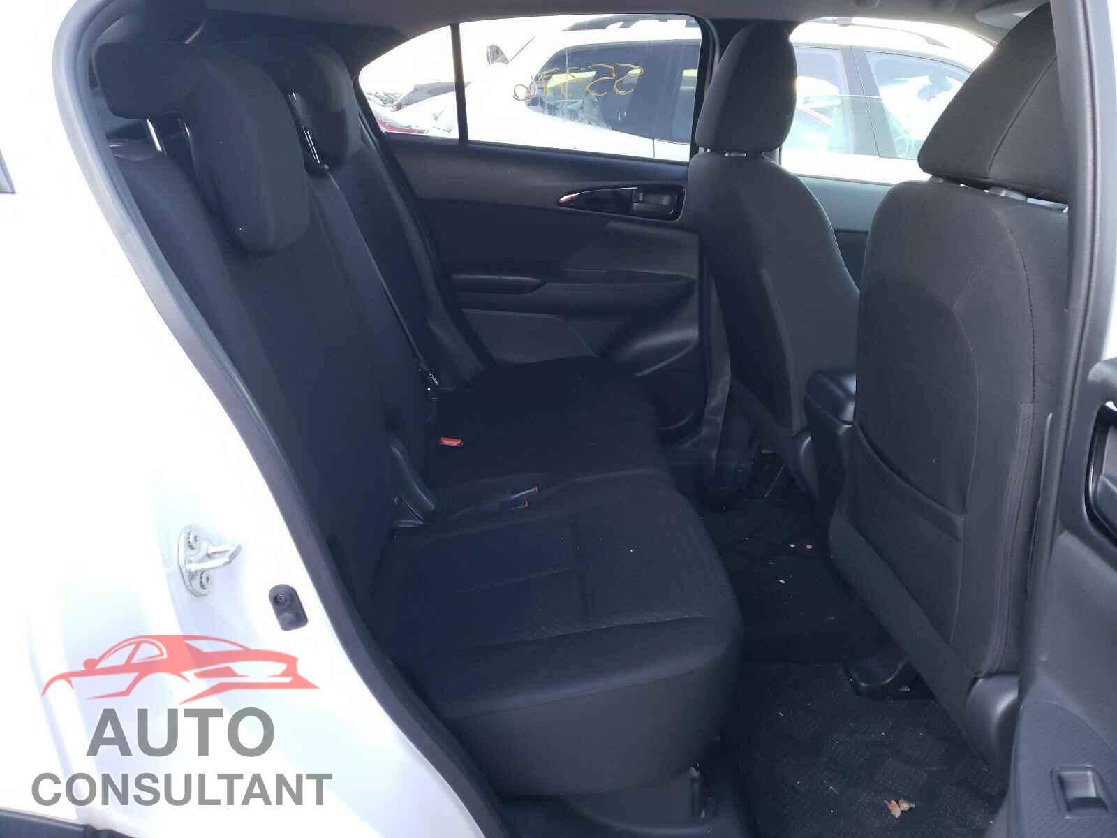 MITSUBISHI ECLIPSE 2018 - JA4AT3AA4JZ037645