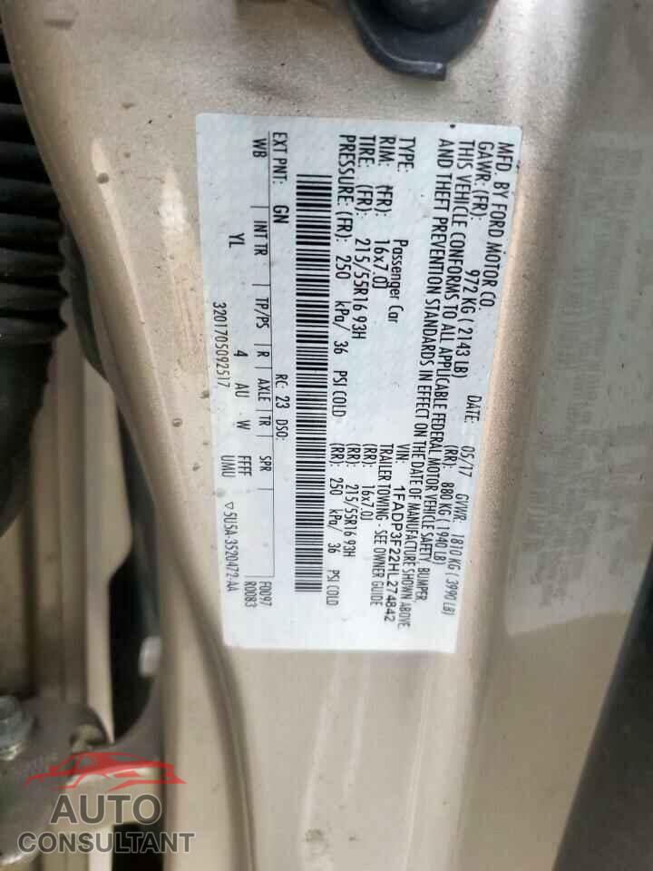 FORD FOCUS 2017 - 1FADP3F22HL274842