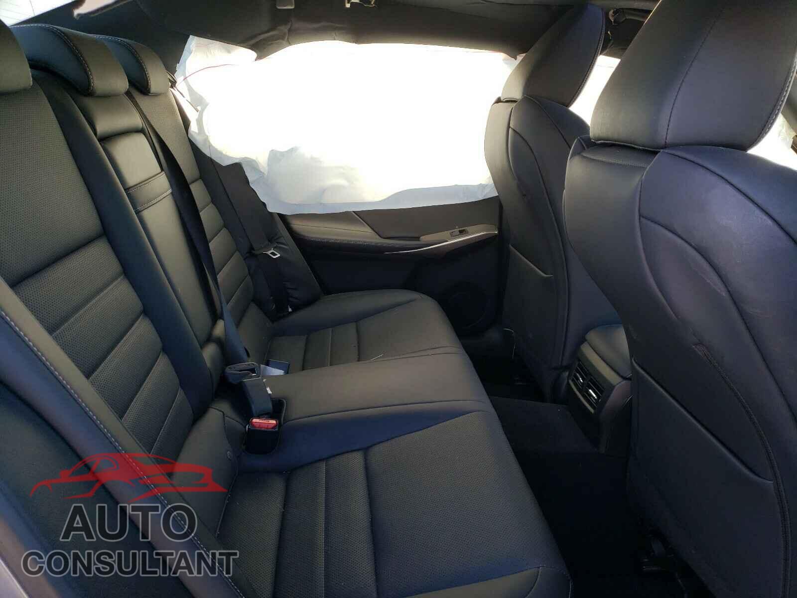 LEXUS IS 2017 - JTHBA1D2XH5044009