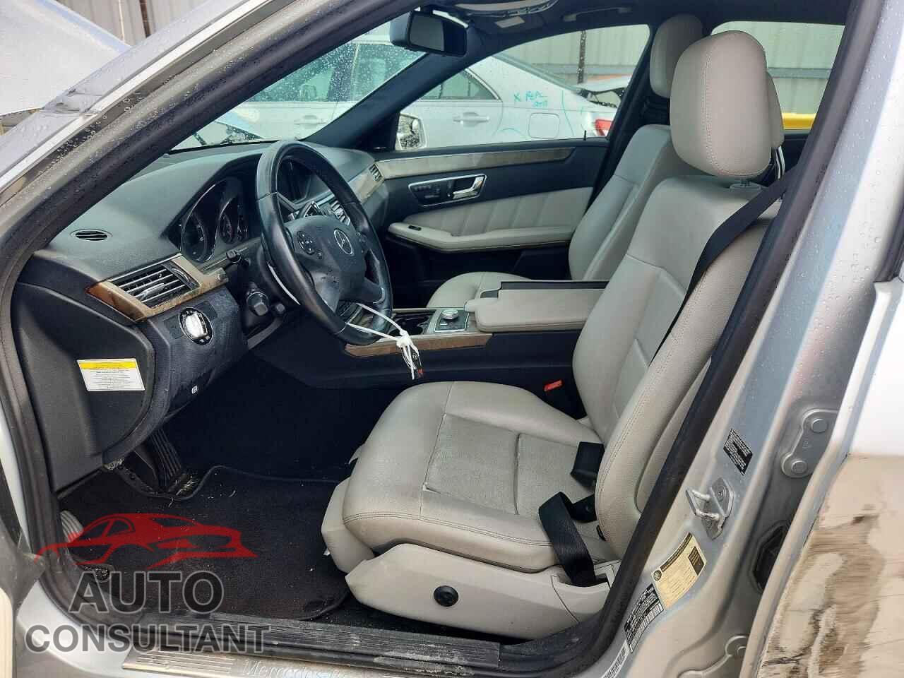 MERCEDES-BENZ E-CLASS 2010 - WDDHF5GB2AA135729